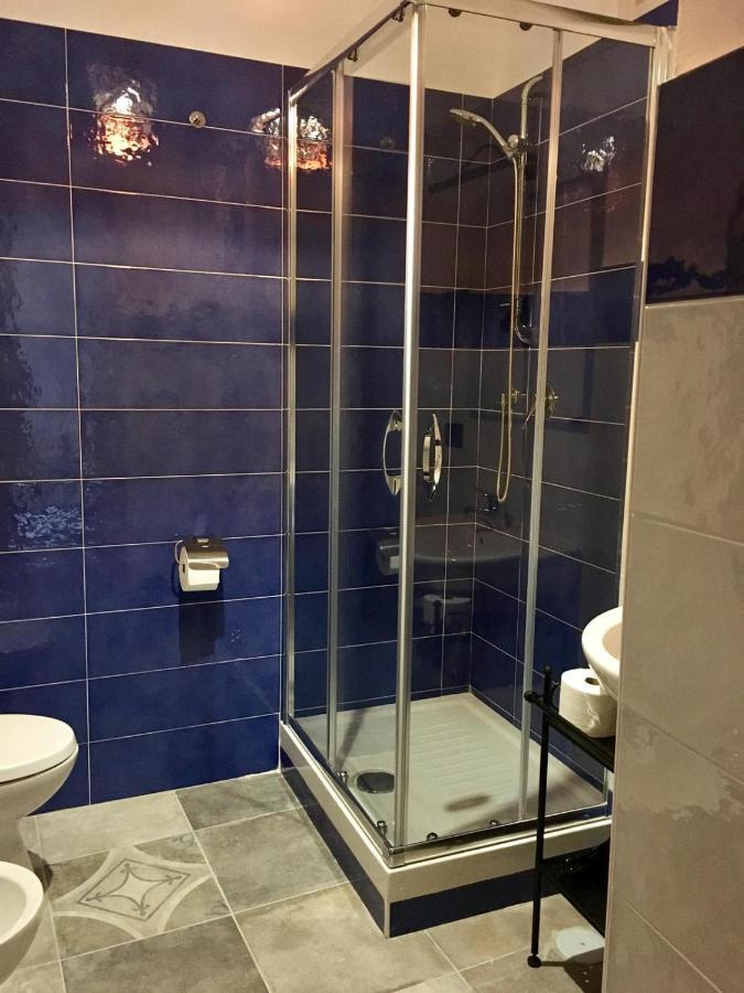 B&B Palazzo Fruscione Salerno Bilik gambar