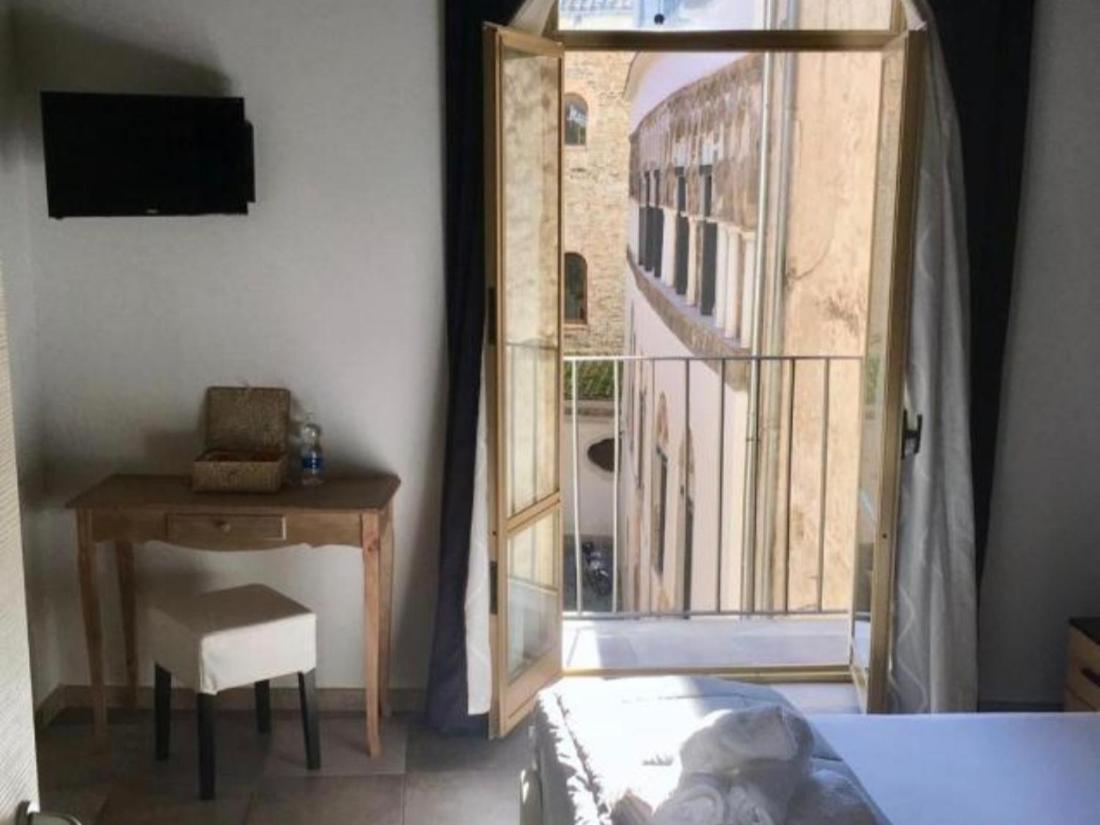 B&B Palazzo Fruscione Salerno Bilik gambar